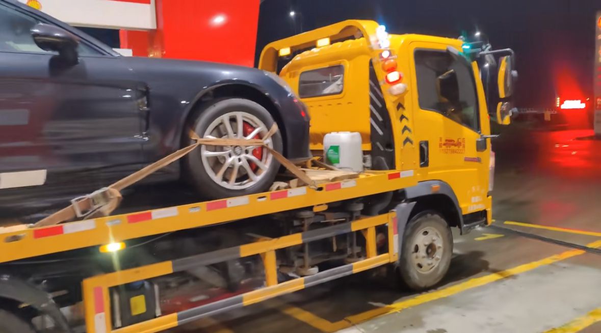 桂林行车途中遇到突发状况该如何呼叫道路救援？